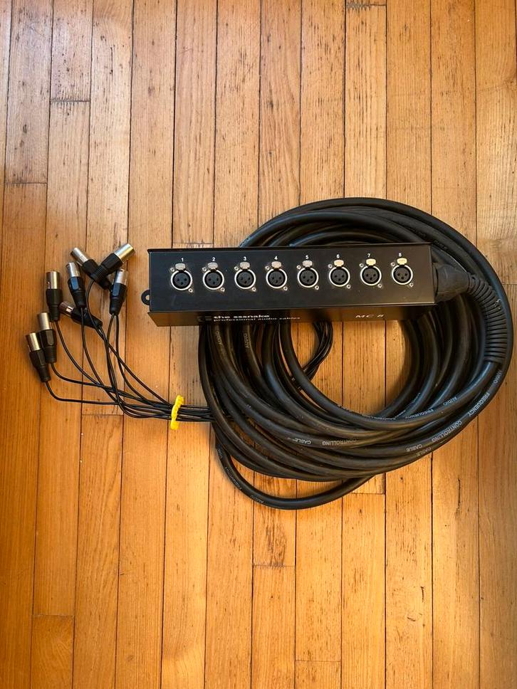 Multikabel 8 x XLR male to female 12 m en meer, Muziek en Instrumenten, Kabels en Stekkers, Zo goed als nieuw, Apparatuur, Ophalen
