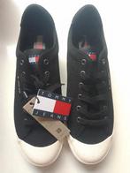 nieuwe sneakers tommy jeans maat 45 in doos, Kleding | Heren, Schoenen, Verzenden, Zwart, Nieuw, Sneakers