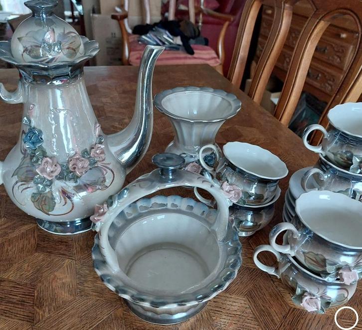 handgemaakte Russisch porseleinen koffie- of theeservies, Antiek en Kunst, Antiek | Servies compleet, Ophalen