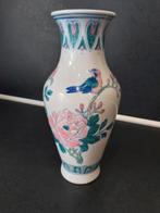 Tres jolie vase en porcelaine de chine, Antiquités & Art, Antiquités | Vases, Enlèvement ou Envoi