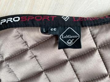 tapis de selle Lemieux beschikbaar voor biedingen