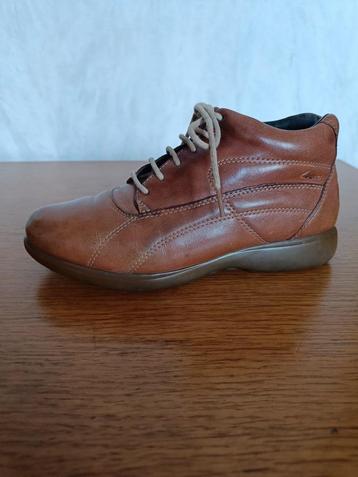 Sneakers / veterschoen "Clarks springers' maat 35  beschikbaar voor biedingen