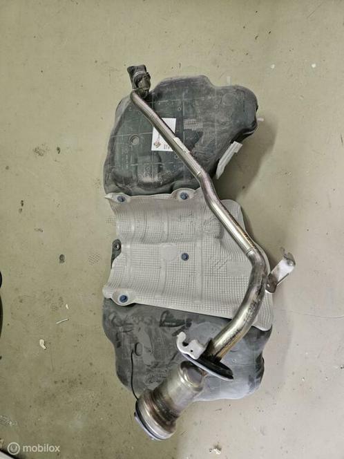 Brandstoftank originel Mercedes  W246 ('11-'19) A2464700400, Auto-onderdelen, Overige Auto-onderdelen, Mercedes-Benz, Gebruikt