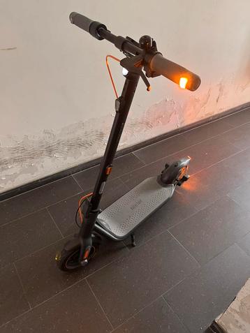 Trottinette électrique Ninebot F65, Enlèvement, Neuf, Step électrique (E-scooter), Segway ninebot