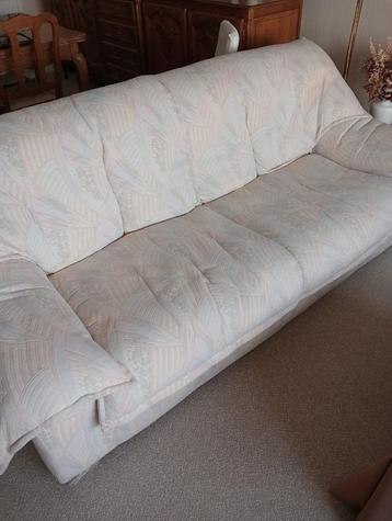 Salon complet vintage beschikbaar voor biedingen