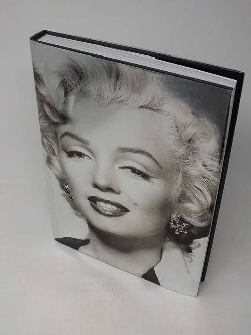 Marilyn Monroe en de camera, Verzamelen, Film en Tv, Zo goed als nieuw, Film, Ophalen of Verzenden