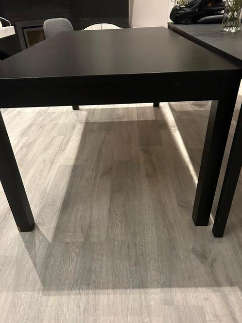 Zwarte eettafel min 6 personen. Ikea 95/175, Huis en Inrichting, Tafels | Eettafels, Gebruikt, 50 tot 100 cm, 150 tot 200 cm, Vijf personen of meer