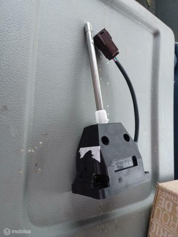 Versnellingspook robot Renault Twingo II 8200521978 beschikbaar voor biedingen