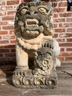 Statue asiatique d'un lion avec un bébé lion, Enlèvement, Utilisé