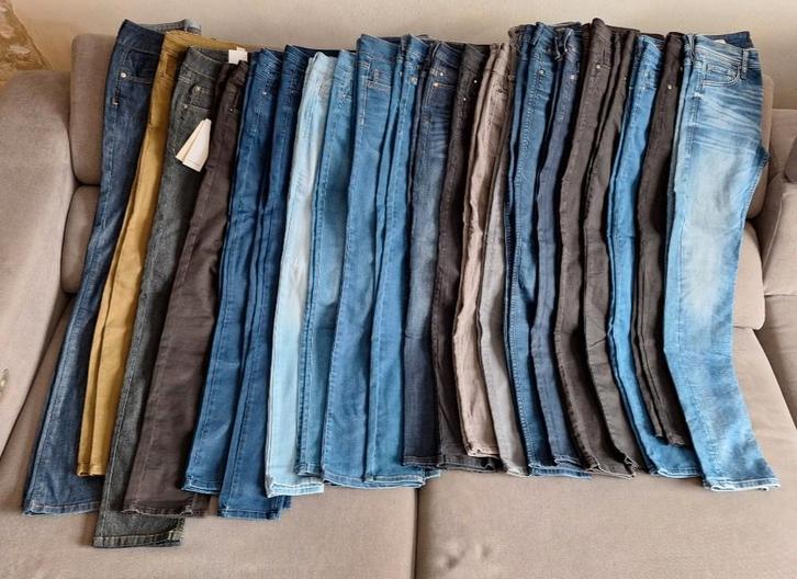 21 jeansbroeken dames S-L, Kleding | Dames, Spijkerbroeken en Jeans, Gedragen, Ophalen