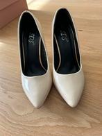 Chaussures en cuir laqué, Vêtements | Femmes, Chaussures, Enlèvement ou Envoi, Comme neuf, Blanc