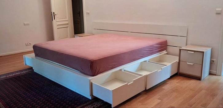 Grand lit double/tweepersoonsbed Ikea Nordli + rangement, Huis en Inrichting, Slaapkamer | Complete slaapkamers, Ophalen