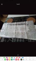 Tissu pour table et 2 rond pour table, Enlèvement ou Envoi, Comme neuf