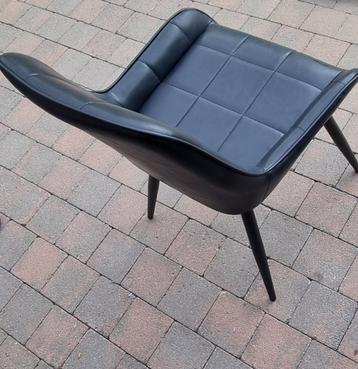 Stoelen beschikbaar voor biedingen