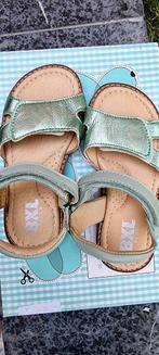 Sandales cuir marque BXL, Enfants & Bébés, Vêtements enfant | Chaussures & Chaussettes, BXL, Fille, Enlèvement ou Envoi, Neuf