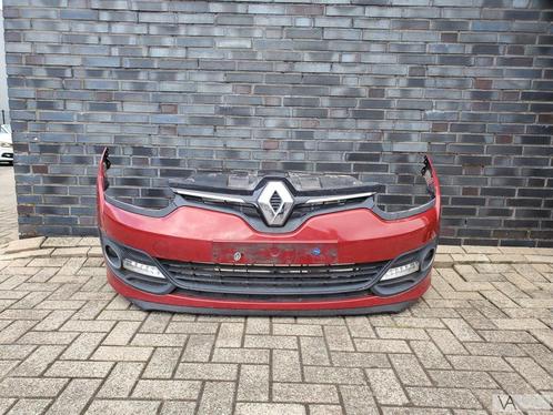 Renault Megane 3 facelift voorbumper rood + led 2013 - 2016, Autos : Pièces & Accessoires, Carrosserie & Tôlerie, Pare-chocs, Renault