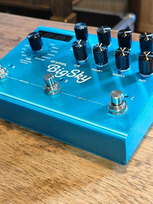 Strymon Bigsky - stereo reverb, Muziek en Instrumenten, Effecten, Zo goed als nieuw, Reverb, Ophalen of Verzenden