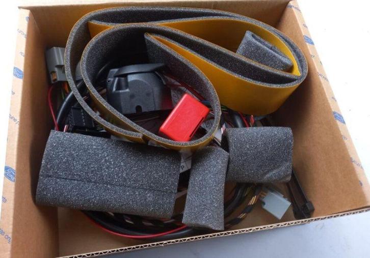 Trekhaak kabelset Ford 1386875 nieuw Ford Fiesta 2002, Auto-onderdelen, Elektronica en Kabels, Nieuw, Ophalen of Verzenden