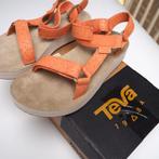 Nieuw! Teva sandalen zalm oranje maat EU38 / US7, Kleding | Dames, Schoenen, Nieuw, Oranje, Sandalen of Muiltjes, Ophalen of Verzenden