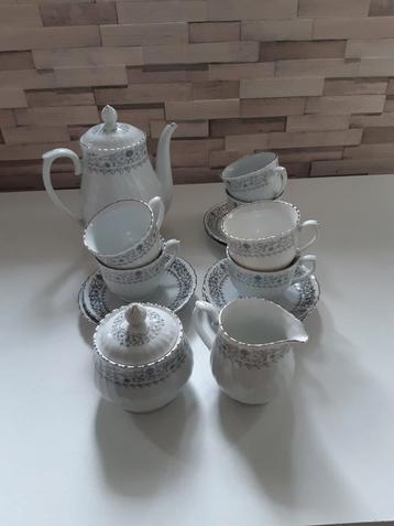 Koffieservies zesdelig beschikbaar voor biedingen