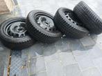 Winterbanden 4stuks op stalen velgen een koopje., Auto-onderdelen, Banden en Velgen, Ophalen, Winterbanden, Velg(en)