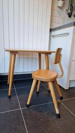 Vintage tafeltje en stoeltje, Kinderen en Baby's, Kinderkamer | Tafels en Stoelen, Ophalen, Zo goed als nieuw