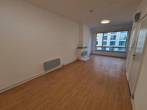 Gezellige, gerenoveerde studio op toplocatie in Antwerpen!, Immo, Appartements & Studios à louer, Anvers (ville), 20 à 35 m²