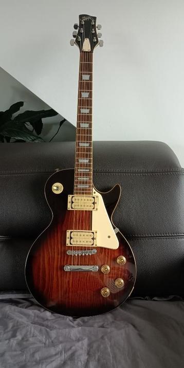 Electrische gitaar en versterker  beschikbaar voor biedingen