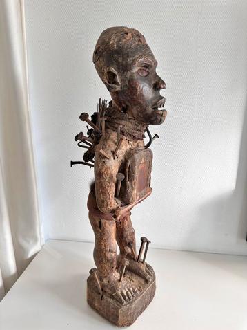 Authentiek Bakongo Vili - Nkisi Nkondi 1890 - 1900 TOP stuk! beschikbaar voor biedingen
