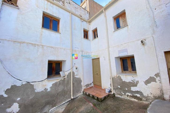 Spanje (Andalusië)-dorpswoning met 4slpkmr en 2 bdkmrs, Immo, Buitenland, Spanje, Woonhuis, Dorp