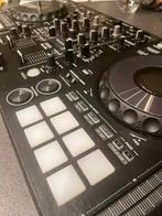 Pioneer DDJ-800 + Decksaver + Softcase – In topstaat, Muziek en Instrumenten, Dj-sets en Draaitafels, Ophalen of Verzenden, Zo goed als nieuw