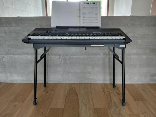 Keyboard yamaha psr E453 met standaard, Muziek en Instrumenten, Keyboards, Zo goed als nieuw, 61 toetsen, Yamaha, Aanslaggevoelig