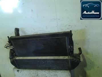 RADIATEUR COMPLEET Volvo S40 (MS) (01-2004/12-2012), Auto-onderdelen, Gebruikt, Volvo