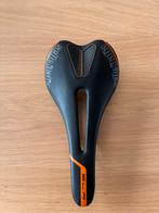 Selle Italia slr carbon, Vélos & Vélomoteurs, Accessoires vélo | Autres Accessoires de vélo, Enlèvement, Neuf