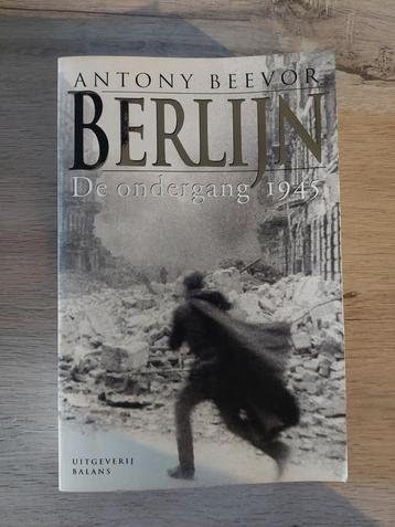 Antony Beevor - De ondergang 1945 beschikbaar voor biedingen