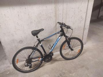 Giant Aluxx 6000 Series – M/L – Sportieve Fiets beschikbaar voor biedingen