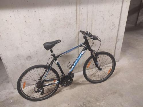 Giant Aluxx 6000 Series – M/L – Sportieve Fiets, Fietsen en Brommers, Fietsen | Heren | Sportfietsen en Toerfietsen, Gebruikt