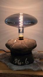 Lamp van oude hoedenvorm, Enlèvement ou Envoi