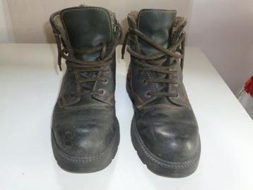 HERENSCHOENEN GIRZA beschikbaar voor biedingen