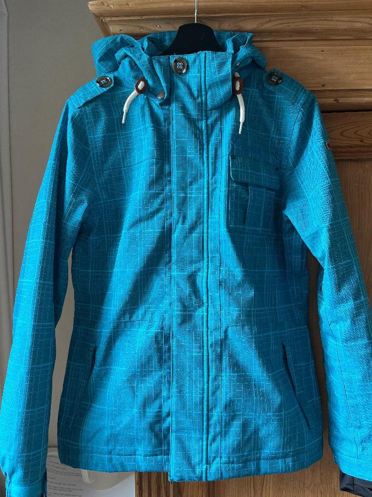 skijas Protest Turquoise kleur en ruitmotief, Kleding | Dames, Wintersportkleding, Zo goed als nieuw, Jack, Maat 38/40 (M), Ophalen