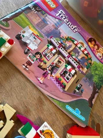 LEGO Friends Heartlake Pizzeria - 41311 beschikbaar voor biedingen