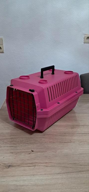 Transportkooi voor katten of andere dieren in goede staat  beschikbaar voor biedingen