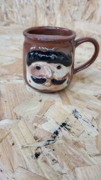 Tasse à moustache vintage en céramique, Enlèvement