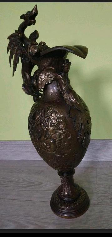 Bronzen kan  beschikbaar voor biedingen