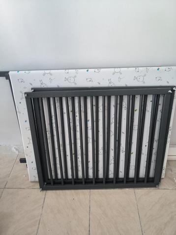 Babybox met schuim  beschikbaar voor biedingen