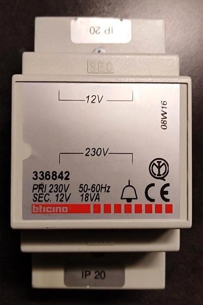 BTICINO voedingsblok/transformator 336842 12V 18VA., Doe-het-zelf en Bouw, Elektriciteit en Kabels, Gebruikt, Overige typen, Ophalen of Verzenden