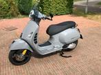 Vespa gts 300 HPE, Fietsen en Brommers, Scooters | Vespa, Ophalen, Zo goed als nieuw