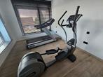 Technogym loopband + crosstrainer pakket, Ophalen, Gebruikt, Crosstrainer