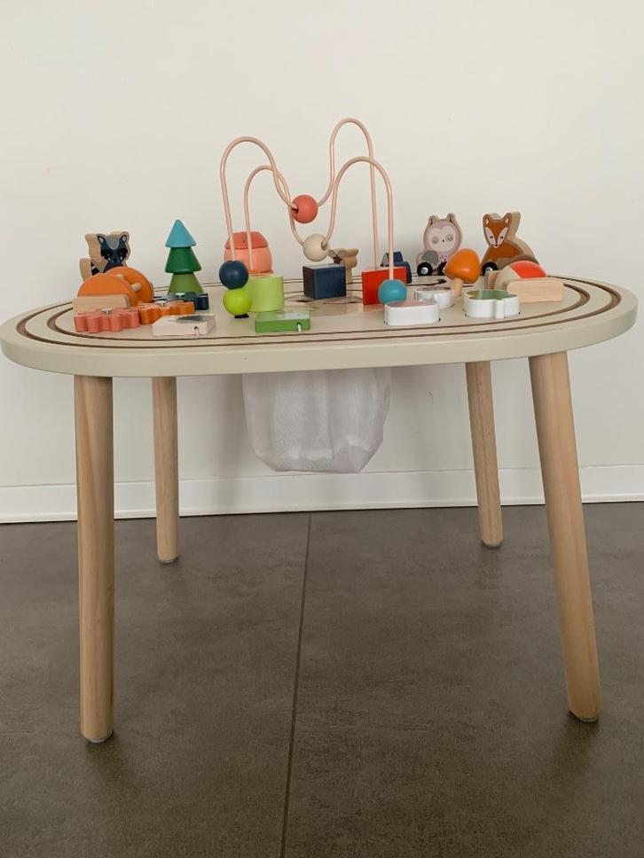 Houten Activiteitentafel Thema Bos Petit Amélie, Kinderen en Baby's, Speelgoed | Speeltafels, Zo goed als nieuw, Ophalen