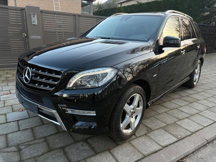 Mercedes ML 350 CDI Pack AMG Fulls Options !!!, Autos, Mercedes-Benz, Entreprise, Achat, Classe M, 4x4, ABS, Caméra de recul, Régulateur de distance